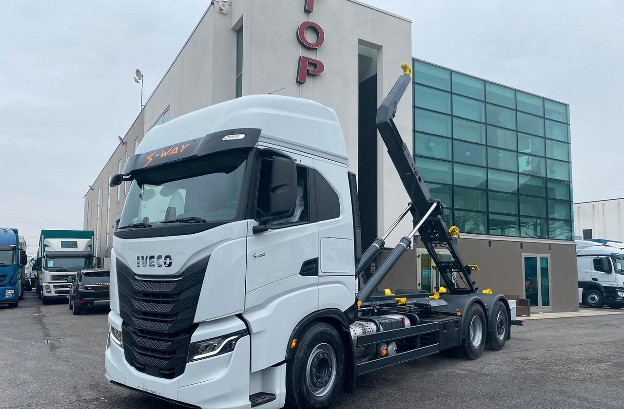 IVECO S-WAY 480 SCARRABILE FULL PNEUMATIC EURO 6 - Krokbil: bilde 2 IVECO S-WAY 480 SCARRABILE FULL PNEUMATIC EURO 6 - Krokbil: bilde 2