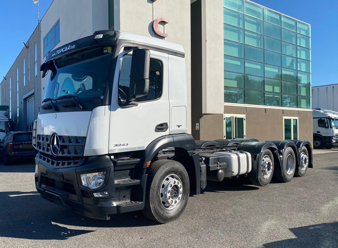 MERCEDES-BENZ AROCS 32.43 - Chassis lastebil: bilde 1 MERCEDES-BENZ AROCS 32.43 - Chassis lastebil: bilde 1