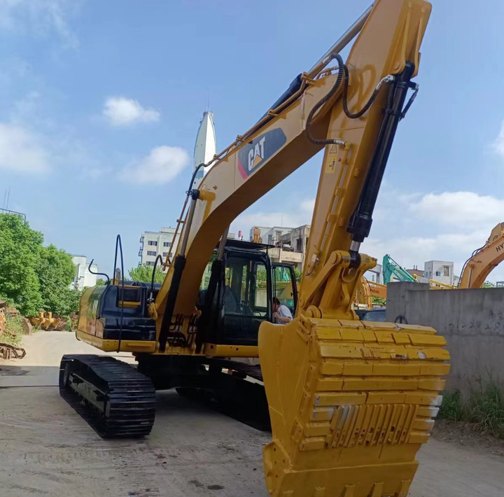 Original CAT 320D Used Excavators Machine CAT 320D 320B Crawler Excavator 20tons Construction Machinery Price - Beltegraver: bilde 1 Original CAT 320D Used Excavators Machine CAT 320D 320B Crawler Excavator 20tons Construction Machinery Price - Beltegraver: bilde 1