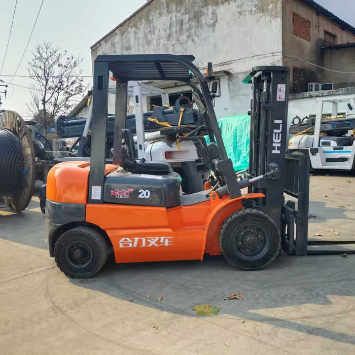 Used China Famous Brand HeLi Brand 2t Forklift for Sale HeLi Brand 2t 3t 5t 7t 10t Forklift Can Provide for You Best Price - Gaffeltruck: bilde 1 Used China Famous Brand HeLi Brand 2t Forklift for Sale HeLi Brand 2t 3t 5t 7t 10t Forklift Can Provide for You Best Price - Gaffeltruck: bilde 1