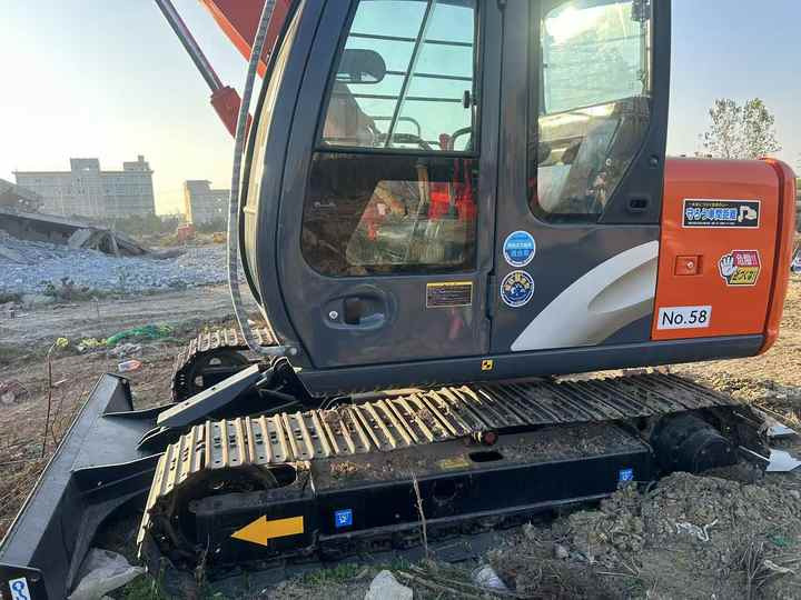 Used HITACHI ZX70 Model Mini Excavator Second Hand Machine Popular Brand Japan Hitachi Hydraulic Machinery - Minigraver: bilde 5 Used HITACHI ZX70 Model Mini Excavator Second Hand Machine Popular Brand Japan Hitachi Hydraulic Machinery - Minigraver: bilde 5