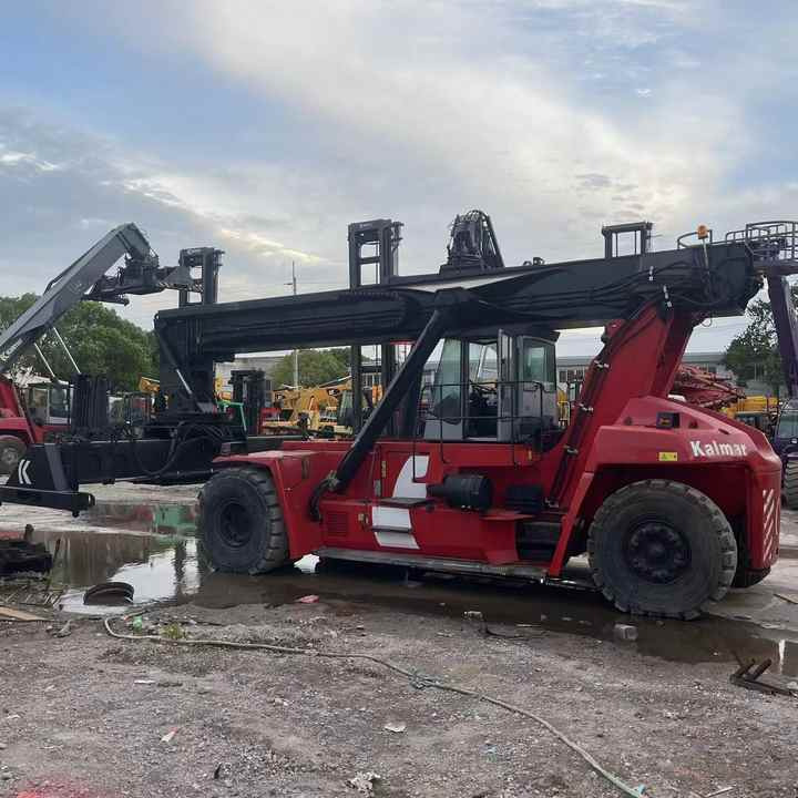 Used KALMAR DRF450-60S5 Port Reach Stacker Container Dedicated 45t - Reachstackere: bilde 4 Used KALMAR DRF450-60S5 Port Reach Stacker Container Dedicated 45t - Reachstackere: bilde 4
