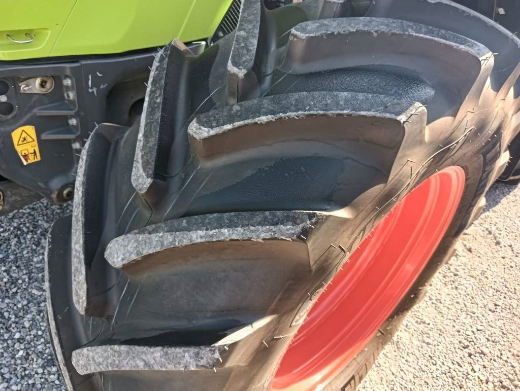 Claas Arion 460 - Traktor: bilde 4 Claas Arion 460 - Traktor: bilde 4