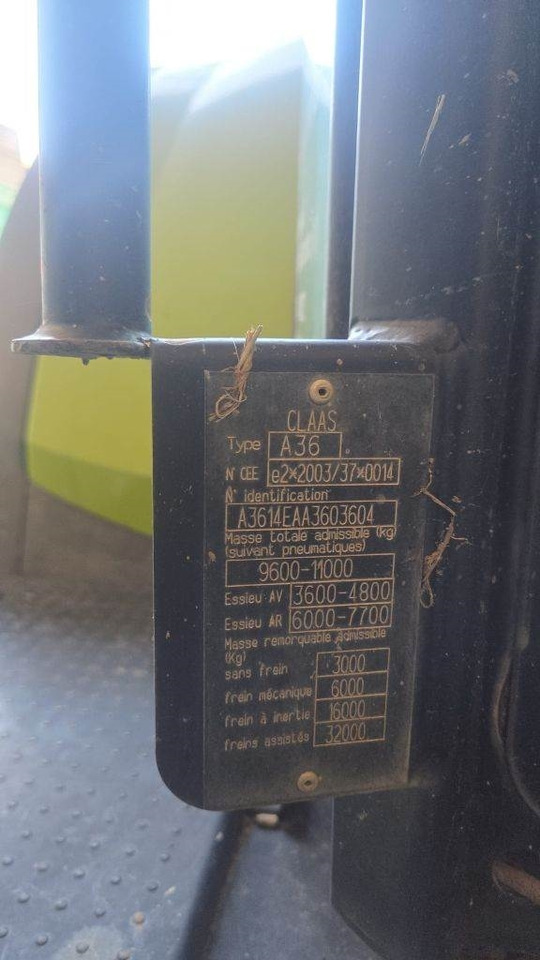 Claas Arion 630 CIS - Traktor: bilde 3 Claas Arion 630 CIS - Traktor: bilde 3