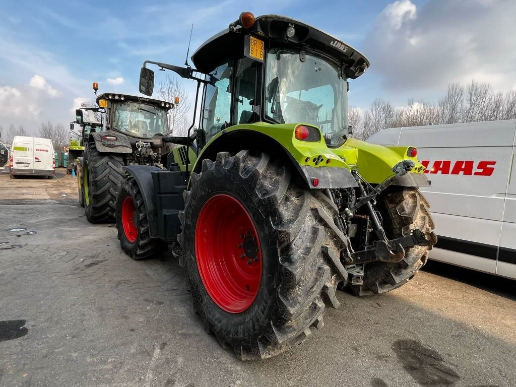 Claas Arion 650 - Traktor: bilde 2 Claas Arion 650 - Traktor: bilde 2