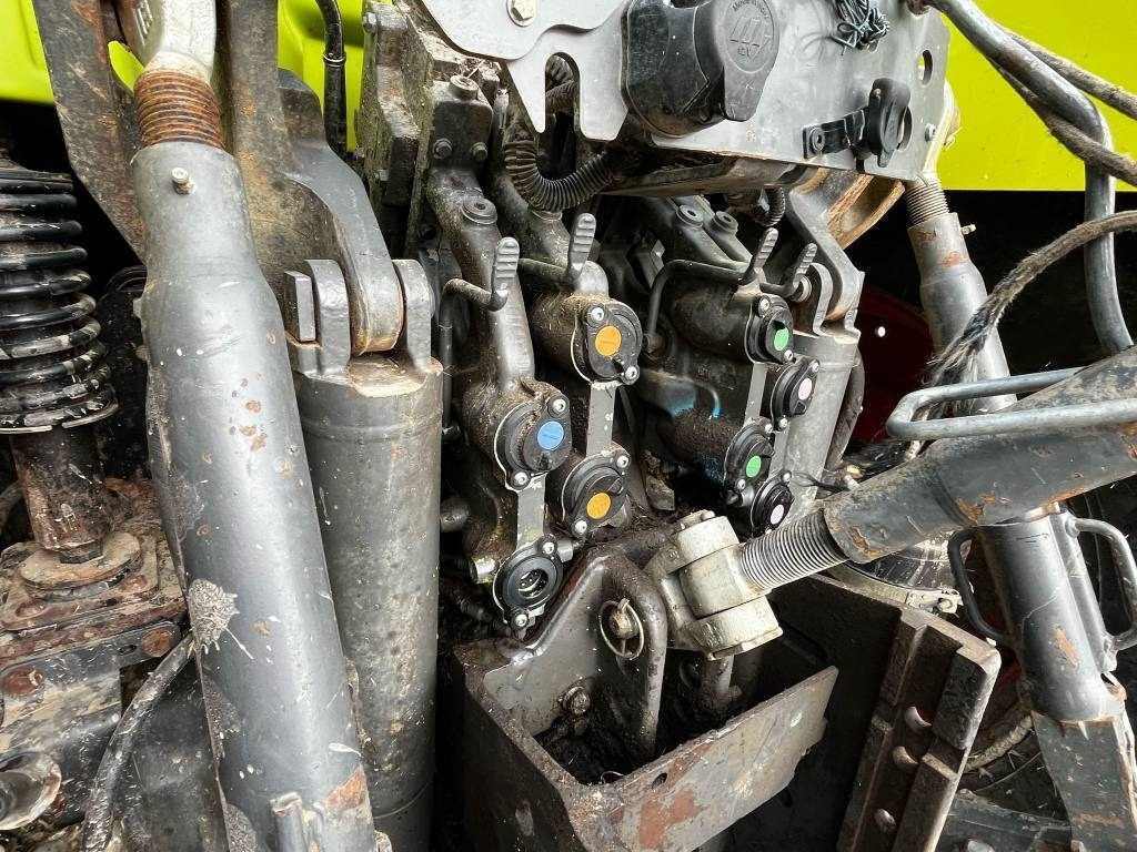 Claas Arion 650 - Traktor: bilde 3 Claas Arion 650 - Traktor: bilde 3