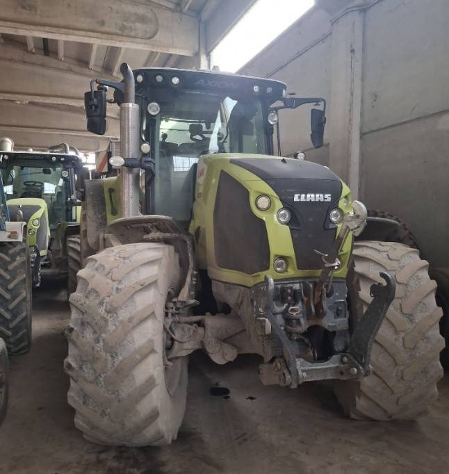 Claas Axion 830 Cmatic - Traktor: bilde 1 Claas Axion 830 Cmatic - Traktor: bilde 1