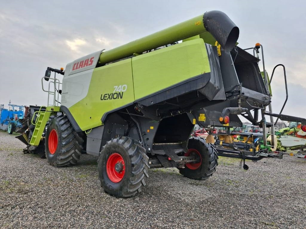 Skurtresker Claas Lexion 740: bilde 14