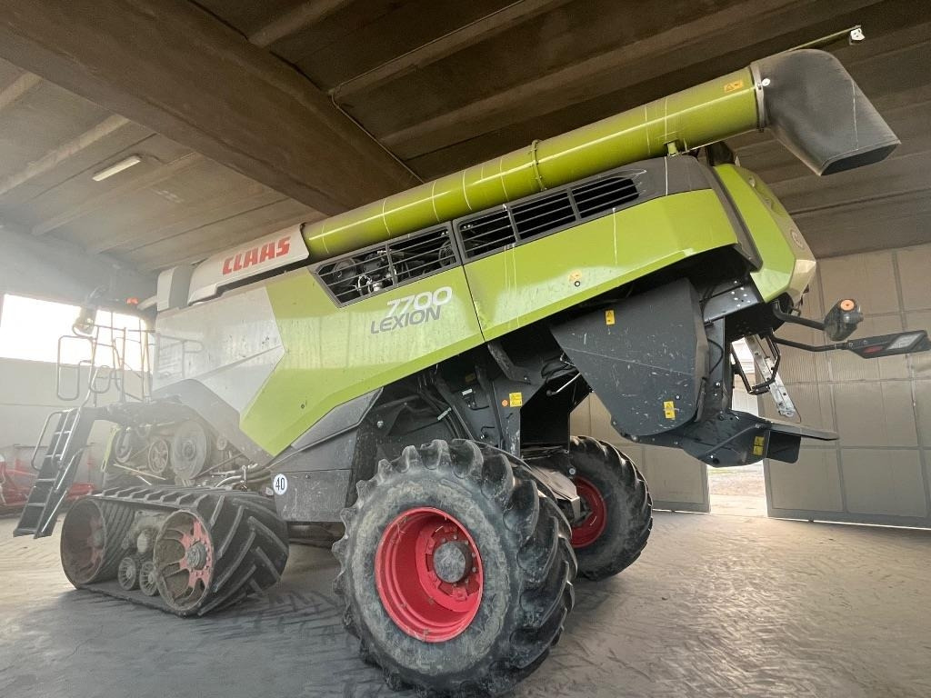 Claas Lexion 7700 TT RISO - Skurtresker: bilde 1 Claas Lexion 7700 TT RISO - Skurtresker: bilde 1