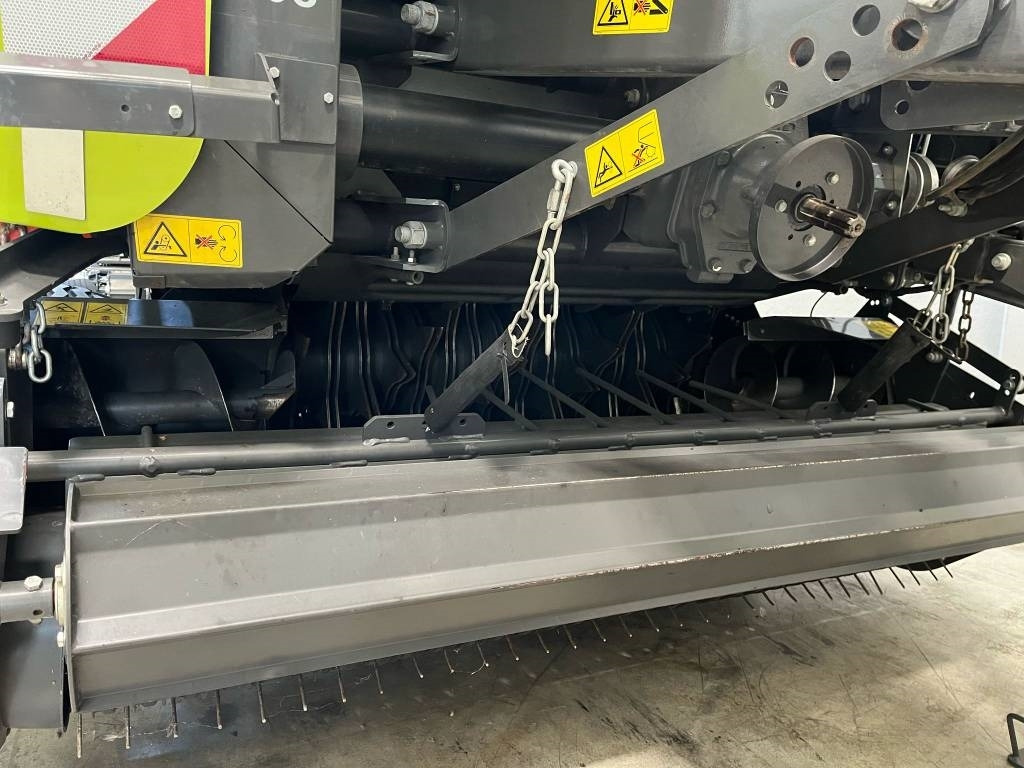 Claas Variant 480 RC - Rundballepresse: bilde 5 Claas Variant 480 RC - Rundballepresse: bilde 5