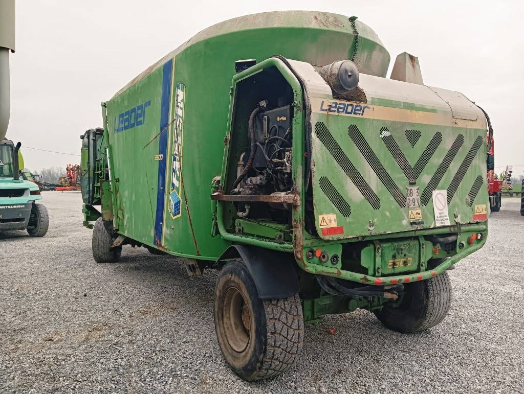 Faresin LEADER 2600 - Fullfôrblander: bilde 5 Faresin LEADER 2600 - Fullfôrblander: bilde 5