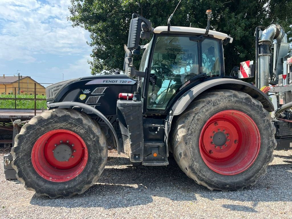 Fendt 720 - Traktor: bilde 2 Fendt 720 - Traktor: bilde 2