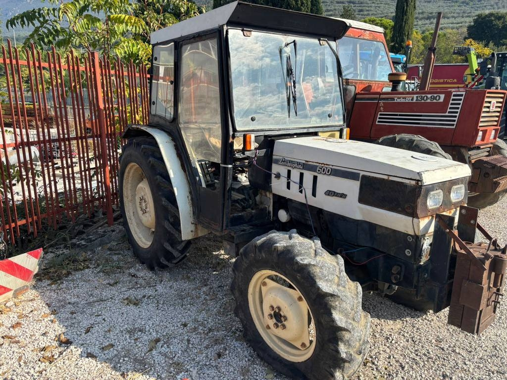 Lamborghini 600 V DT - Traktor: bilde 1 Lamborghini 600 V DT - Traktor: bilde 1