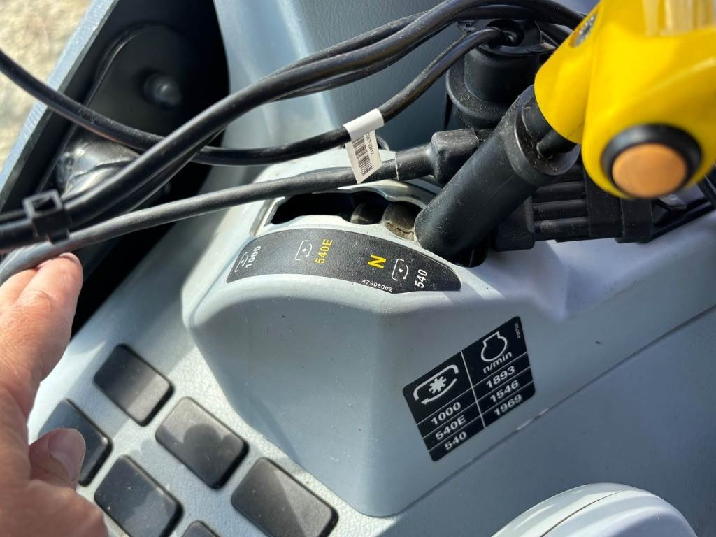 New Holland T6.165  - Traktor: bilde 2 New Holland T6.165  - Traktor: bilde 2