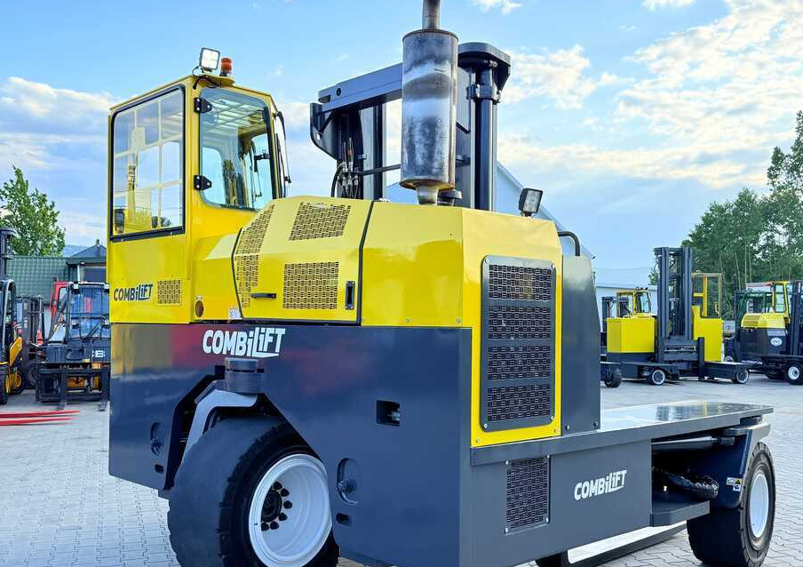 Combilift C14000 / DUPLEX - 3600 / GAS / FREE-LIFT - 4-veis truck: bilde 5 Combilift C14000 / DUPLEX - 3600 / GAS / FREE-LIFT - 4-veis truck: bilde 5