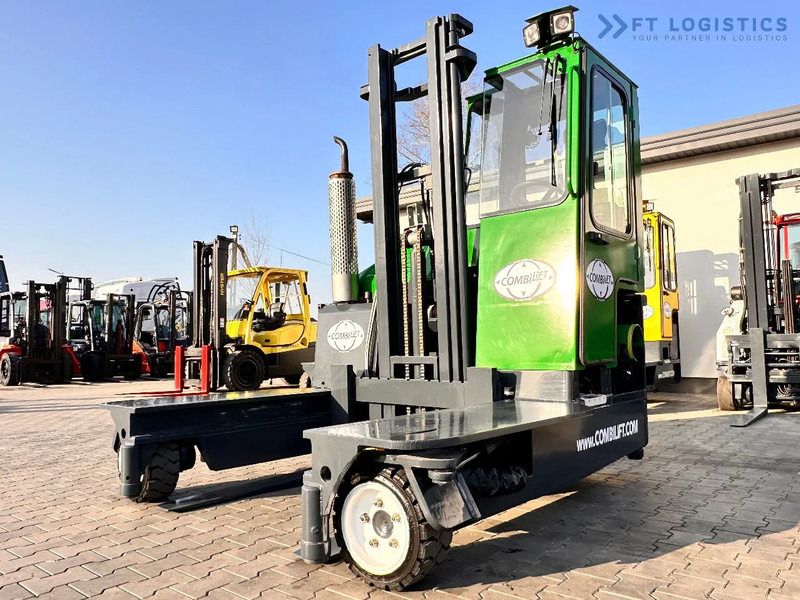 Combilift C3000 / DUPLEX / 4100MM / LPG / FREE LIFT / Like New C3000 / DUPLEX / 4100MM / LPG / FREE LIFT / Like New - 4-veis truck: bilde 5 Combilift C3000 / DUPLEX / 4100MM / LPG / FREE LIFT / Like New C3000 / DUPLEX / 4100MM / LPG / FREE LIFT / Like New - 4-veis truck: bilde 5