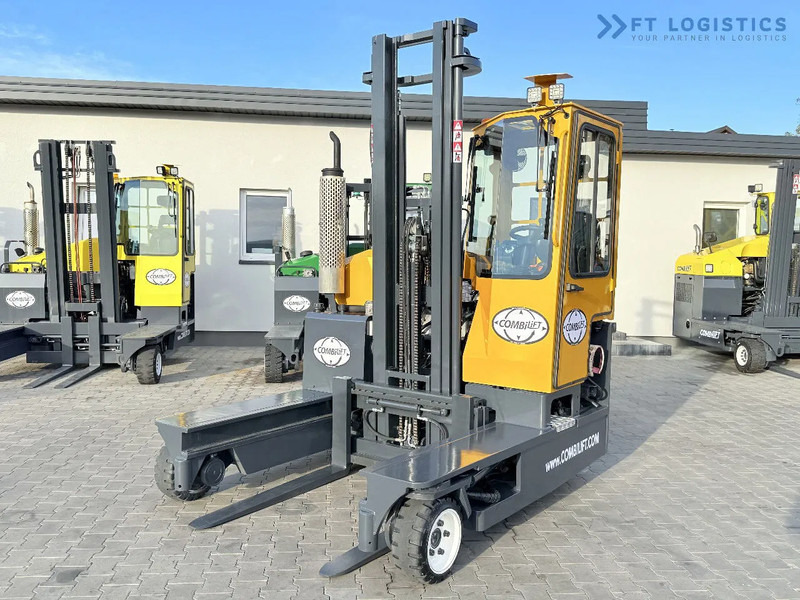 Combilift C3000 / GAS / DUPLEX 4500MM / ONLY 3096 HOURS / FORK SIDE SHIFT / FULL CABIN / EXCELLENT CONDITION / Wide range of four-way and - 4-veis truck: bilde 3 Combilift C3000 / GAS / DUPLEX 4500MM / ONLY 3096 HOURS / FORK SIDE SHIFT / FULL CABIN / EXCELLENT CONDITION / Wide range of four-way and - 4-veis truck: bilde 3