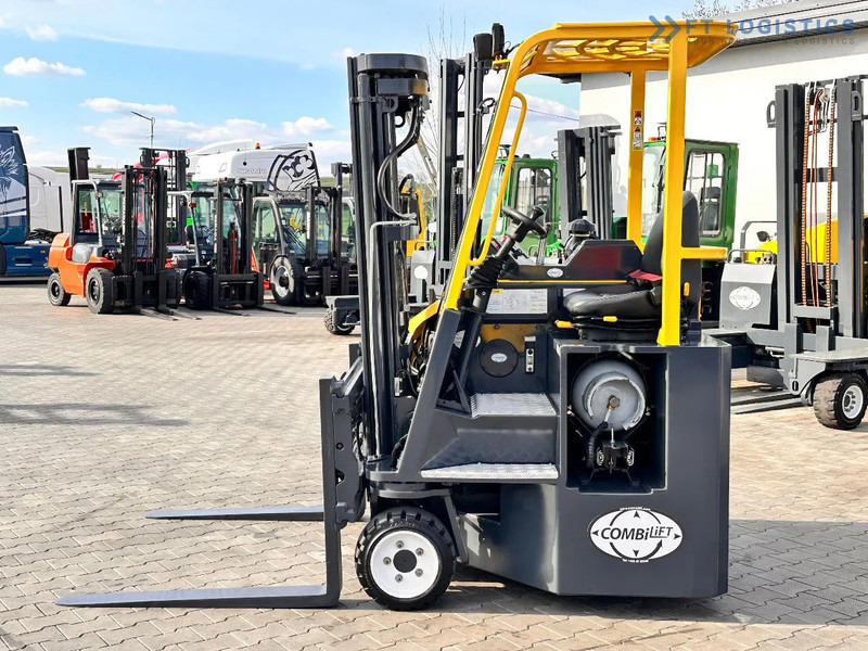 Combilift C3000CB / LPG / TRIPLEX / 4900MM / FREE LIFT / POSITIONER / LIKE NEW C3000CB / LPG / TRIPLEX / 4900MM / FREE LIFT / POSITIONER / - 4-veis truck: bilde 5 Combilift C3000CB / LPG / TRIPLEX / 4900MM / FREE LIFT / POSITIONER / LIKE NEW C3000CB / LPG / TRIPLEX / 4900MM / FREE LIFT / POSITIONER / - 4-veis truck: bilde 5
