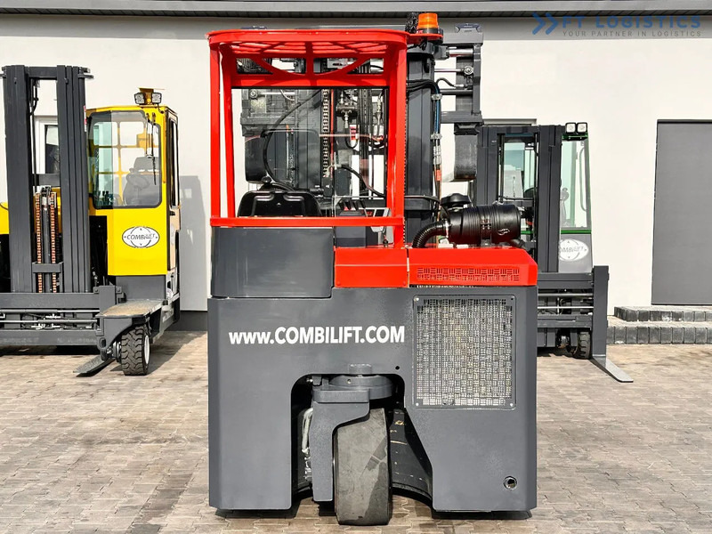 Combilift C3000CB / LPG / TRIPLEX / 5500MM / FREE LIFT / FORK SHIFT / POSITIONER C3000CB / LPG / TRIPLEX / 5500MM / FREE LIFT / FORK SHIFT - 4-veis truck: bilde 4 Combilift C3000CB / LPG / TRIPLEX / 5500MM / FREE LIFT / FORK SHIFT / POSITIONER C3000CB / LPG / TRIPLEX / 5500MM / FREE LIFT / FORK SHIFT - 4-veis truck: bilde 4