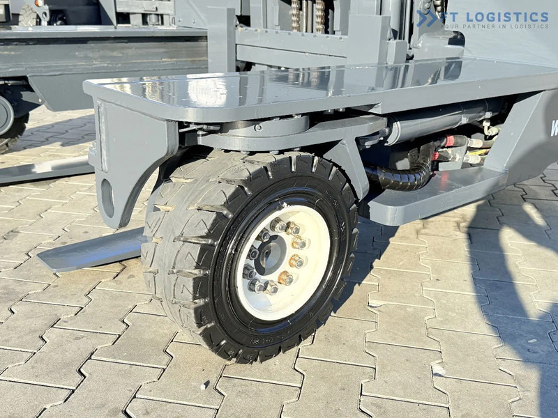 Combilift C4000 / DIESEL / DUPLEX 4100MM / FREE LIFT / SIDE SHIFT / FULL CABIN / EXCELLENT CONDITION / Wide range of four-way and side loa - 4-veis truck: bilde 2 Combilift C4000 / DIESEL / DUPLEX 4100MM / FREE LIFT / SIDE SHIFT / FULL CABIN / EXCELLENT CONDITION / Wide range of four-way and side loa - 4-veis truck: bilde 2