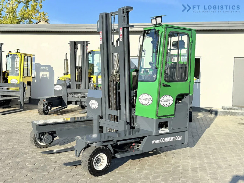 Combilift C4000 / DIESEL / DUPLEX 4100MM / FREE LIFT / SIDE SHIFT / FULL CABIN / EXCELLENT CONDITION / Wide range of four-way and side loa - 4-veis truck: bilde 1 Combilift C4000 / DIESEL / DUPLEX 4100MM / FREE LIFT / SIDE SHIFT / FULL CABIN / EXCELLENT CONDITION / Wide range of four-way and side loa - 4-veis truck: bilde 1