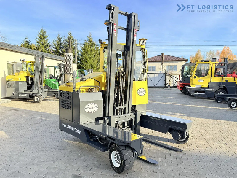 Combilift C4000 – LPG – DUPLEX 4600mm – FREE LIFT – SIDE SHIFT – EXCELLENT CONDITION Wide selection of four-way and side-loading forklifts - 4-veis truck: bilde 4 Combilift C4000 – LPG – DUPLEX 4600mm – FREE LIFT – SIDE SHIFT – EXCELLENT CONDITION Wide selection of four-way and side-loading forklifts - 4-veis truck: bilde 4