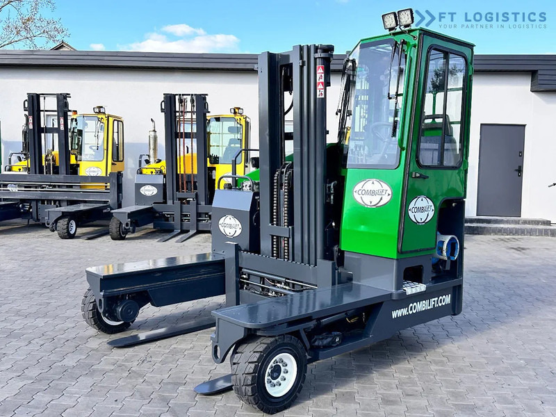 Combilift C4000 / TRIPLEX / 4900MM / LPG / FREE LIFT / FORK SHIFT / LIKE NEW C4000 / TRIPLEX / 4900MM / LPG / FREE LIFT / FORK SHIFT / LIK - 4-veis truck: bilde 3 Combilift C4000 / TRIPLEX / 4900MM / LPG / FREE LIFT / FORK SHIFT / LIKE NEW C4000 / TRIPLEX / 4900MM / LPG / FREE LIFT / FORK SHIFT / LIK - 4-veis truck: bilde 3