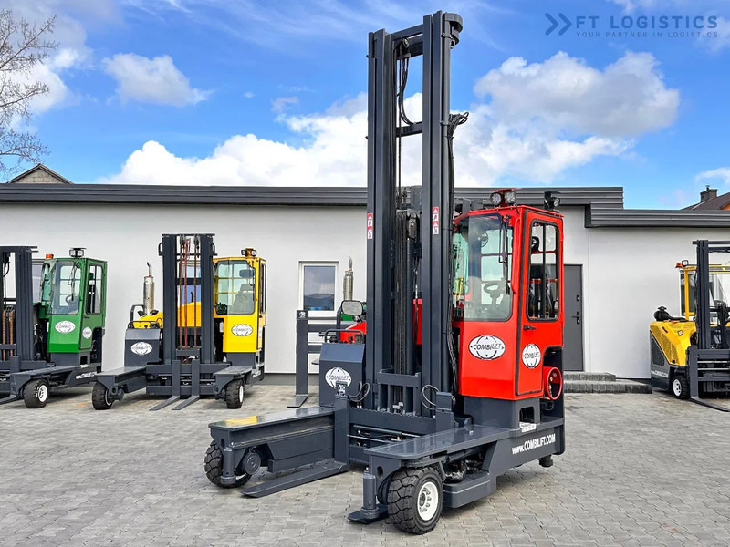 Combilift C4000 / TRIPLEX / 9300MM / FREE LIFT / POSITIONER / LPG / CABIN C4000 / TRIPLEX / 9300MM / FREE LIFT / POSITIONER / LPG / CABIN - 4-veis truck: bilde 5 Combilift C4000 / TRIPLEX / 9300MM / FREE LIFT / POSITIONER / LPG / CABIN C4000 / TRIPLEX / 9300MM / FREE LIFT / POSITIONER / LPG / CABIN - 4-veis truck: bilde 5