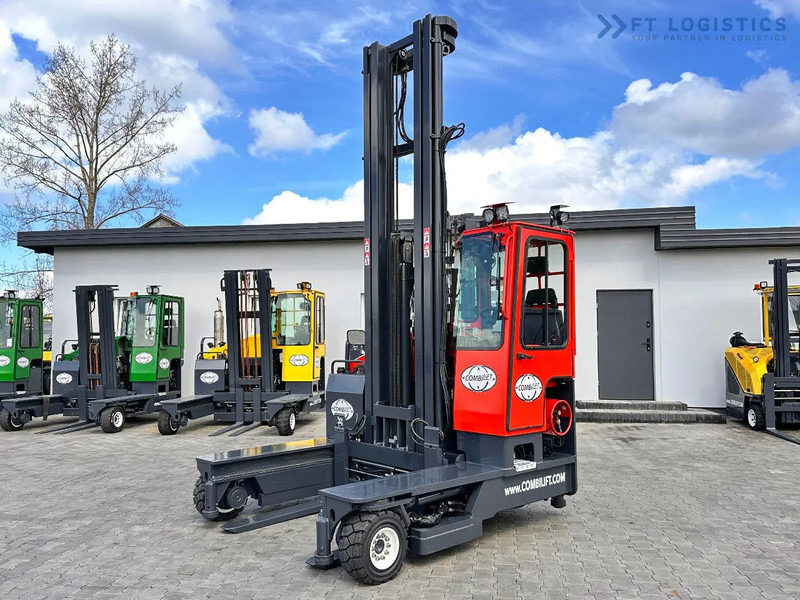 Combilift C4000 / TRIPLEX / 9300MM / FREE LIFT / POSITIONER / LPG / CABIN C4000 / TRIPLEX / 9300MM / FREE LIFT / POSITIONER / LPG / CABIN - 4-veis truck: bilde 2 Combilift C4000 / TRIPLEX / 9300MM / FREE LIFT / POSITIONER / LPG / CABIN C4000 / TRIPLEX / 9300MM / FREE LIFT / POSITIONER / LPG / CABIN - 4-veis truck: bilde 2