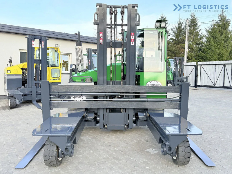 Combilift C4500 / DIESEL / DUPLEX 4000MM / WIDE FORK POSITIONER / HEATING / FULL CABIN / EXCELLENT CONDITION / A wide range of four-way an - 4-veis truck: bilde 5 Combilift C4500 / DIESEL / DUPLEX 4000MM / WIDE FORK POSITIONER / HEATING / FULL CABIN / EXCELLENT CONDITION / A wide range of four-way an - 4-veis truck: bilde 5