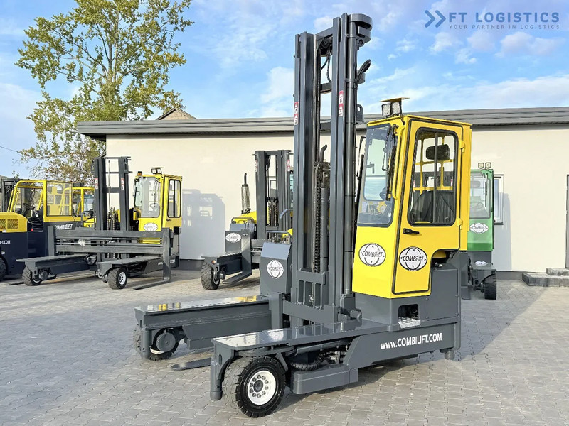 Combilift C5000 / DIESEL / TRIPLEX 7600MM / FULL FREE LIFT / FORK POSITIONER / HEATING / FULL HEATED CABIN / EXCELLENT CONDITION / Wide ra - 4-veis truck: bilde 1 Combilift C5000 / DIESEL / TRIPLEX 7600MM / FULL FREE LIFT / FORK POSITIONER / HEATING / FULL HEATED CABIN / EXCELLENT CONDITION / Wide ra - 4-veis truck: bilde 1