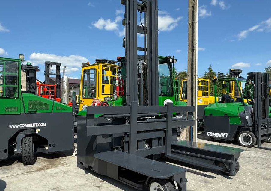 Combilift C5000E / ELECTRIC / TRIPLEX 8300MM / FULL FREE LIFT / WIDE POSITIONER / FORK SIDESHIFT / BATTERY LIKE NEW - 4-veis truck: bilde 4 Combilift C5000E / ELECTRIC / TRIPLEX 8300MM / FULL FREE LIFT / WIDE POSITIONER / FORK SIDESHIFT / BATTERY LIKE NEW - 4-veis truck: bilde 4