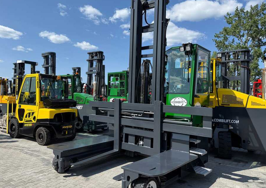 Combilift C5000E / ELECTRIC / TRIPLEX 8300MM / FULL FREE LIFT / WIDE POSITIONER / FORK SIDESHIFT / BATTERY LIKE NEW - 4-veis truck: bilde 2 Combilift C5000E / ELECTRIC / TRIPLEX 8300MM / FULL FREE LIFT / WIDE POSITIONER / FORK SIDESHIFT / BATTERY LIKE NEW - 4-veis truck: bilde 2