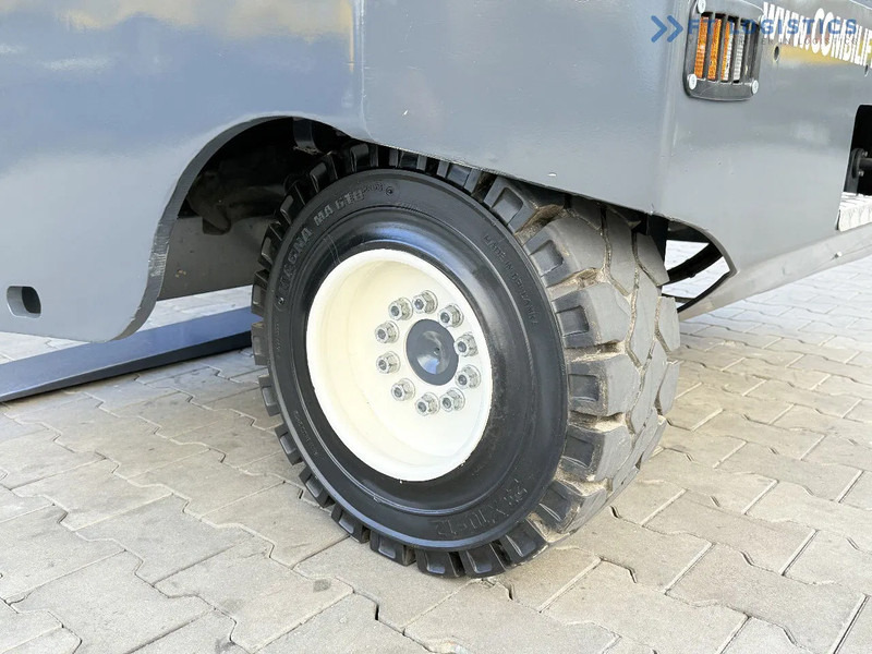 Combilift C5000SR / DIESEL / TRIPLEX MAST – 6100 MM / FORK POSITIONER / FULL CABIN C5000SR / DIESEL / TRIPLEX MAST – 6100 MM / FORK POSITI - Sidelaster: bilde 4 Combilift C5000SR / DIESEL / TRIPLEX MAST – 6100 MM / FORK POSITIONER / FULL CABIN C5000SR / DIESEL / TRIPLEX MAST – 6100 MM / FORK POSITI - Sidelaster: bilde 4