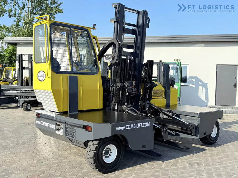 Combilift C6000SR / DUPLEX / 4200MM / LOAD CLAMP ON FORKS / FREE LIFT / DIESEL / POSITIONER / NEW TIRES / LIKE NEW / Wide range of four-wa - 4-veis truck: bilde 2 Combilift C6000SR / DUPLEX / 4200MM / LOAD CLAMP ON FORKS / FREE LIFT / DIESEL / POSITIONER / NEW TIRES / LIKE NEW / Wide range of four-wa - 4-veis truck: bilde 2