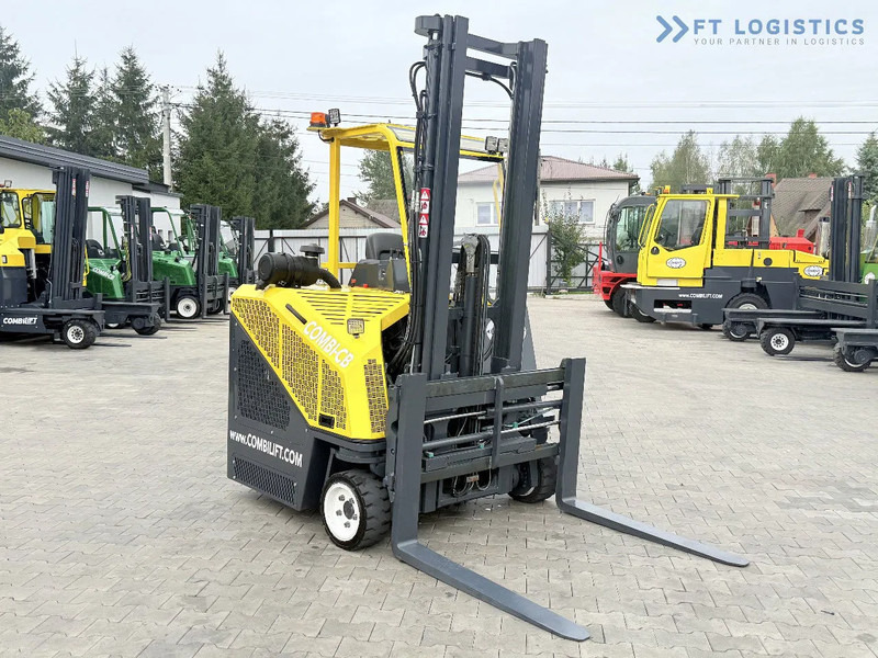 Combilift CB2500 / DUPLEX / 4100MM / DIESEL / FREE LIFT / FORK POSITIONER / SIDE SHIFT / LIKE NEW / Wide range of four-way and side loader - 4-veis truck: bilde 4 Combilift CB2500 / DUPLEX / 4100MM / DIESEL / FREE LIFT / FORK POSITIONER / SIDE SHIFT / LIKE NEW / Wide range of four-way and side loader - 4-veis truck: bilde 4