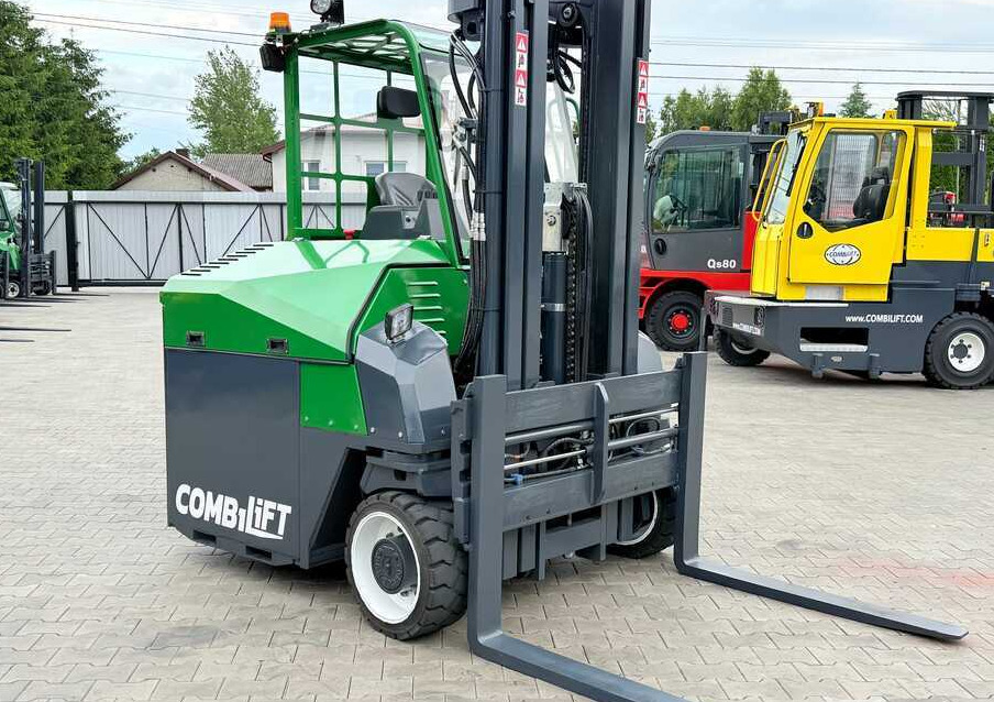 Combilift CBE4000 / TRIPLEX / 5200 / FREE-LIFT - 4-veis truck: bilde 2 Combilift CBE4000 / TRIPLEX / 5200 / FREE-LIFT - 4-veis truck: bilde 2