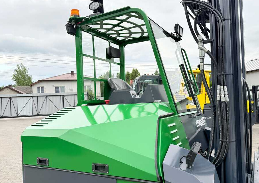 Combilift CBE4000 / TRIPLEX / 5200 / FREE-LIFT - 4-veis truck: bilde 4 Combilift CBE4000 / TRIPLEX / 5200 / FREE-LIFT - 4-veis truck: bilde 4