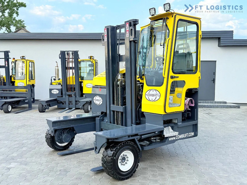 Combilift COMBILIFT C3000XL LARGE CABIN – DUPLEX 3200mm – Year 2015 – LPG – FREE LIFT – SIDESHIFT – CONDITION 5/5 COMBILIFT C3000XL LARGE - 4-veis truck: bilde 1 Combilift COMBILIFT C3000XL LARGE CABIN – DUPLEX 3200mm – Year 2015 – LPG – FREE LIFT – SIDESHIFT – CONDITION 5/5 COMBILIFT C3000XL LARGE - 4-veis truck: bilde 1