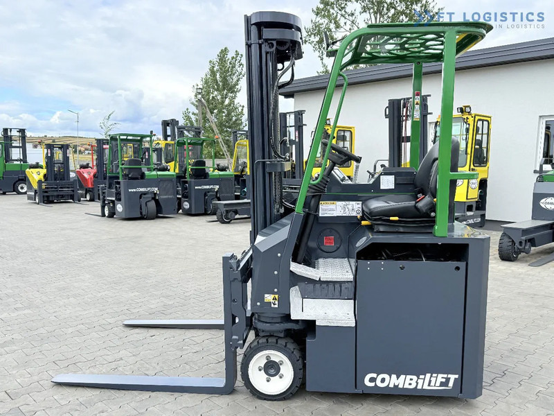 Combilift Combilift CBE2500 / TRIPLEX / 5500MM / FREE LIFT / ELECTRIC DRIVE / ONLY 2300 MTH / FORK POSITIONER / SIDE SHIFT / NEW TYRES / L - 4-veis truck: bilde 3 Combilift Combilift CBE2500 / TRIPLEX / 5500MM / FREE LIFT / ELECTRIC DRIVE / ONLY 2300 MTH / FORK POSITIONER / SIDE SHIFT / NEW TYRES / L - 4-veis truck: bilde 3