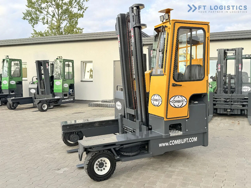 Combilift Combilift FOUR-WAY – MULTI-DIRECTIONAL FORKLIFT / COMBILIFT C4000 / DIESEL / DUPLEX 4100MM / FORK POSITIONER / FULL HEATED CABIN - 4-veis truck: bilde 2 Combilift Combilift FOUR-WAY – MULTI-DIRECTIONAL FORKLIFT / COMBILIFT C4000 / DIESEL / DUPLEX 4100MM / FORK POSITIONER / FULL HEATED CABIN - 4-veis truck: bilde 2
