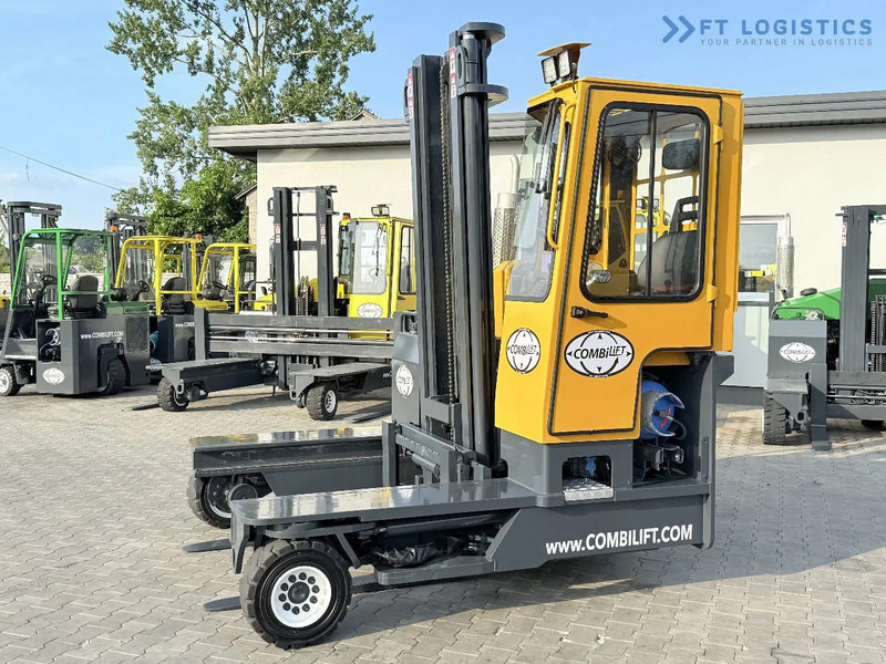 Combilift Combilift FOUR-WAY MULTIDIRECTIONAL FORKLIFT C4000 / GAS / DUPLEX 4500MM / ONLY 6604 HOURS / SIDE SHIFT / FULL CABIN / PERFECT C - 4-veis truck: bilde 3 Combilift Combilift FOUR-WAY MULTIDIRECTIONAL FORKLIFT C4000 / GAS / DUPLEX 4500MM / ONLY 6604 HOURS / SIDE SHIFT / FULL CABIN / PERFECT C - 4-veis truck: bilde 3