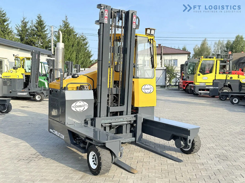 Combilift Combilift FOUR-WAY MULTIDIRECTIONAL FORKLIFT C4000 / GAS / DUPLEX 4500MM / ONLY 6604 HOURS / SIDE SHIFT / FULL CABIN / PERFECT C - 4-veis truck: bilde 5 Combilift Combilift FOUR-WAY MULTIDIRECTIONAL FORKLIFT C4000 / GAS / DUPLEX 4500MM / ONLY 6604 HOURS / SIDE SHIFT / FULL CABIN / PERFECT C - 4-veis truck: bilde 5