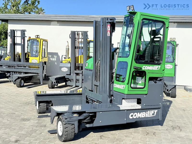 Combilift Combilift FOUR-WAY MULTIDIRECTIONAL FORKLIFT C4500 / DIESEL / TRIPLEX 4900MM / ONLY 4854 HOURS / FORK POSITIONER / FULL CABIN – - 4-veis truck: bilde 3 Combilift Combilift FOUR-WAY MULTIDIRECTIONAL FORKLIFT C4500 / DIESEL / TRIPLEX 4900MM / ONLY 4854 HOURS / FORK POSITIONER / FULL CABIN – - 4-veis truck: bilde 3