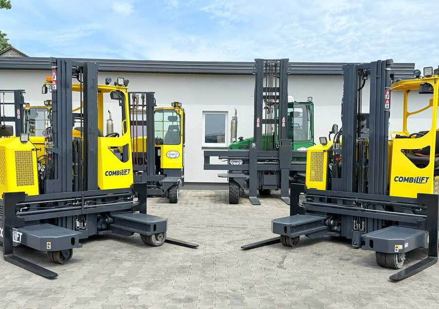 Combilift MR / ELECTRIC / TRIPLEX – 6000MM / FULL FREE LIFT / WIDE POSITIONER / FORK SIDESHIFT / ONLY 1400 HOURS / LIKE NEW - 4-veis truck: bilde 1 Combilift MR / ELECTRIC / TRIPLEX – 6000MM / FULL FREE LIFT / WIDE POSITIONER / FORK SIDESHIFT / ONLY 1400 HOURS / LIKE NEW - 4-veis truck: bilde 1