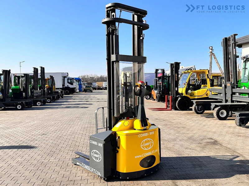Combilift WR-4 / DUPLEX / 4.5M / 2017 / ONLY 30 MTH / LIKE NEW / 1500KG - Stabler: bilde 5 Combilift WR-4 / DUPLEX / 4.5M / 2017 / ONLY 30 MTH / LIKE NEW / 1500KG - Stabler: bilde 5
