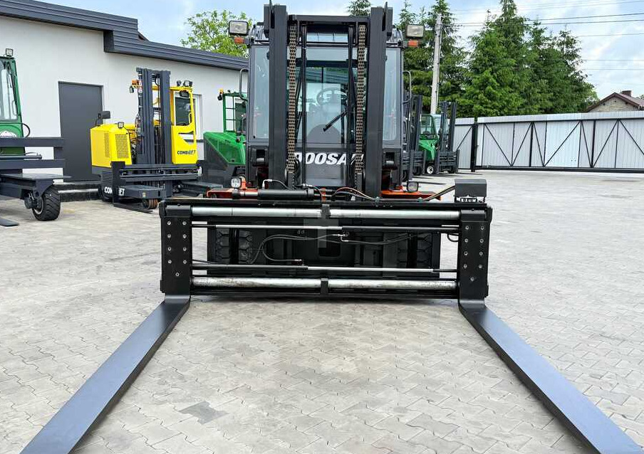 Doosan DOOSAN / DUPLEX 3000MM / SIDE SHIFT / FORK POSITIONER / 2500MM FORKS / 7000KG / CABIN / LIKE NEW - Dieseltruck: bilde 2 Doosan DOOSAN / DUPLEX 3000MM / SIDE SHIFT / FORK POSITIONER / 2500MM FORKS / 7000KG / CABIN / LIKE NEW - Dieseltruck: bilde 2