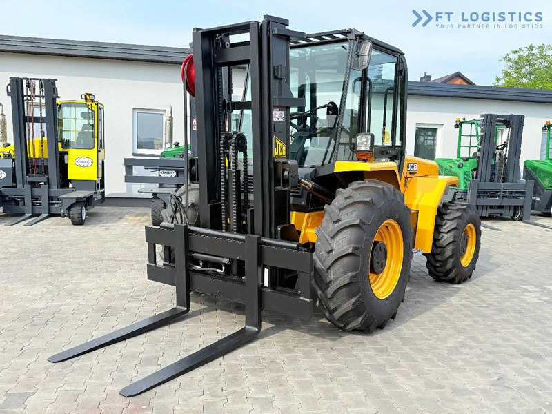JCB 940 / DIESEL / TRIPLEX 4500MM / FORK POSITIONER / SIDE SHIFT / 4T / NEW TYRES / LIKE NEW 940 / DIESEL / TRIPLEX 4500MM / FORK PO - Terrenggående gaffeltruck: bilde 3 JCB 940 / DIESEL / TRIPLEX 4500MM / FORK POSITIONER / SIDE SHIFT / 4T / NEW TYRES / LIKE NEW 940 / DIESEL / TRIPLEX 4500MM / FORK PO - Terrenggående gaffeltruck: bilde 3