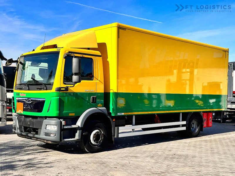 MAN TGM 15.250 MAN TGM 15.250 4X2 / CONTAINER - 16 PALLETS / TAIL LIFT / TIRES 80% / PERFECT CONDITION - Skapbil: bilde 1 MAN TGM 15.250 MAN TGM 15.250 4X2 / CONTAINER - 16 PALLETS / TAIL LIFT / TIRES 80% / PERFECT CONDITION - Skapbil: bilde 1