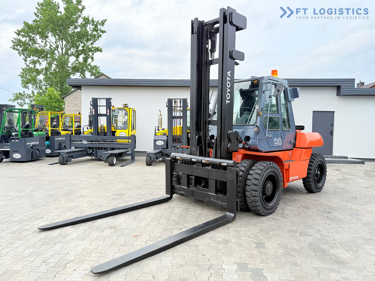 TOYOTA 60-5FD80 / DIESEL / DUPLEX - 4500MM / NEW TYRES / HEATED CABIN / 8 TON / UDT / EXCELLENT CONDITION - Dieseltruck: bilde 2 TOYOTA 60-5FD80 / DIESEL / DUPLEX - 4500MM / NEW TYRES / HEATED CABIN / 8 TON / UDT / EXCELLENT CONDITION - Dieseltruck: bilde 2